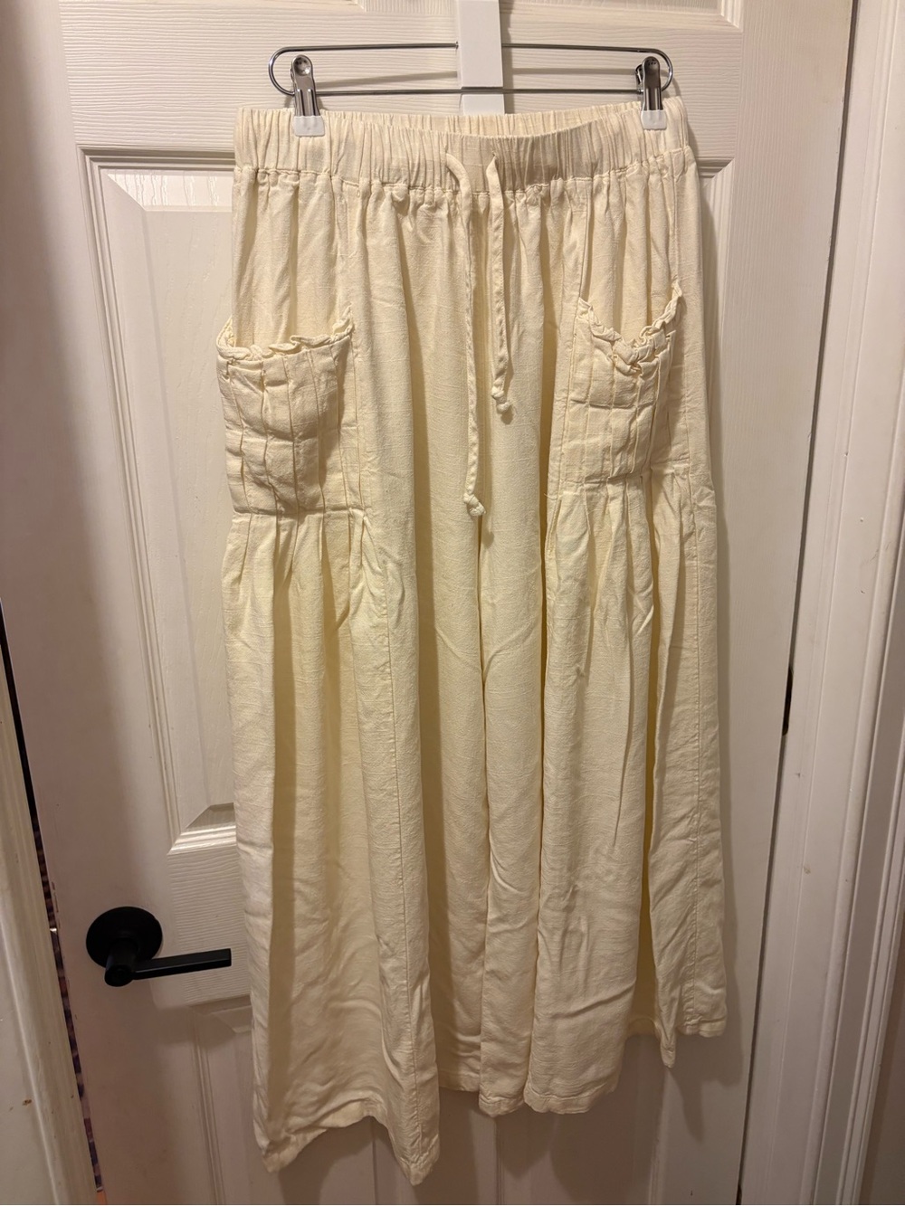 Cream Tiered pants with Drawstring Waist